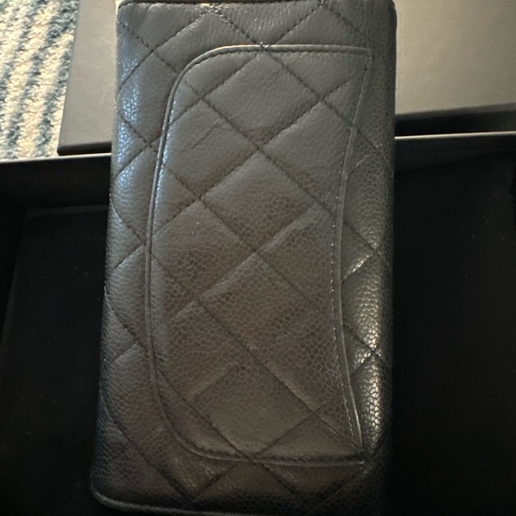 ✨SALE - Chanel Interlock Wallet - Picture 3 of 7